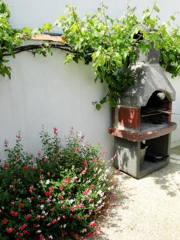 La Petite Maison Sur L'Ile De Re La Flotte Exterior photo